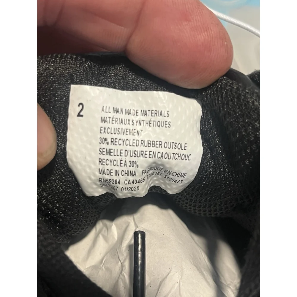 The Children's Place Boys Black Sneakers Size 2